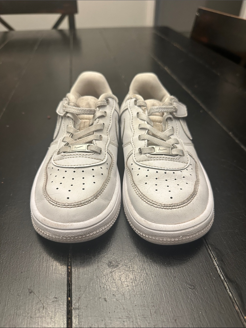 Nike Kids White Low-Top Leather Sneakers